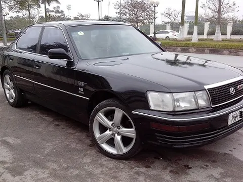 Lexus LS400: xe cũ giá rẻ, động cơ mạnh