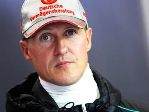 Michael Schumacher đã được chuyển về nhà