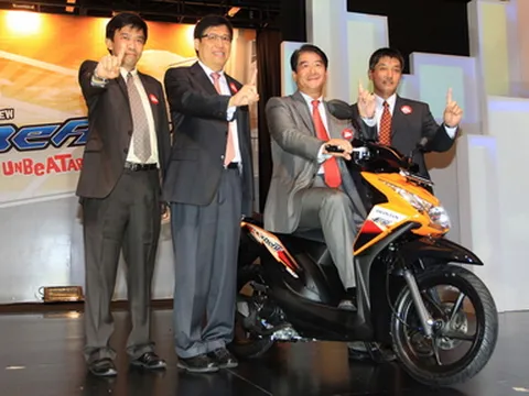 Honda ra mắt tay ga mới: Beat 2013
