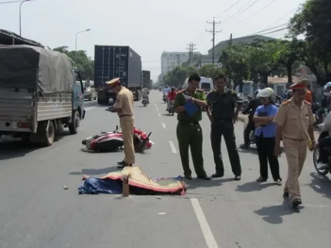 Cuộc rượt đuổi ngoạn mục bắt tài xế Container