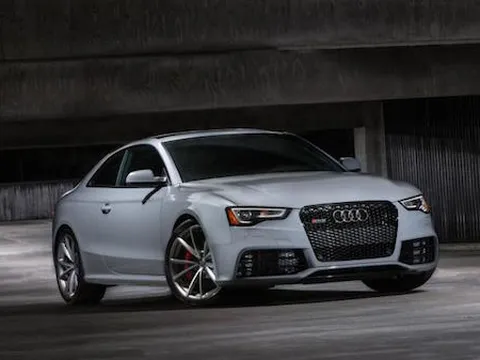 Audi ra mắt RS5 Coupe Sport edition 