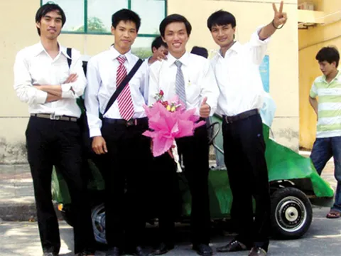 Xe du lịch sử dụng năng lượng “xanh”