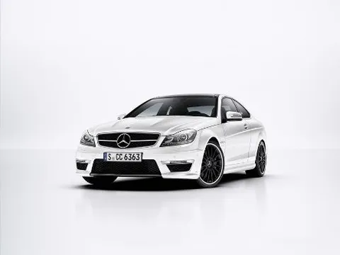 C63 AMG Coupe 2013: Khác biệt nằm ở hộp số