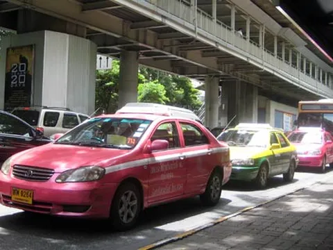 Sang Bangkok, nên đi gì?