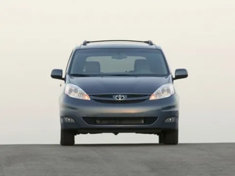 Top 4 Minivan hấp dẫn nhất 2010