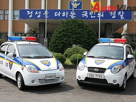 Dàn xe cảnh sát “mini” tại Hàn Quốc