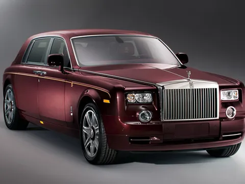 Năm Rồng, xe hơi đua nhau... hóa Rồng!