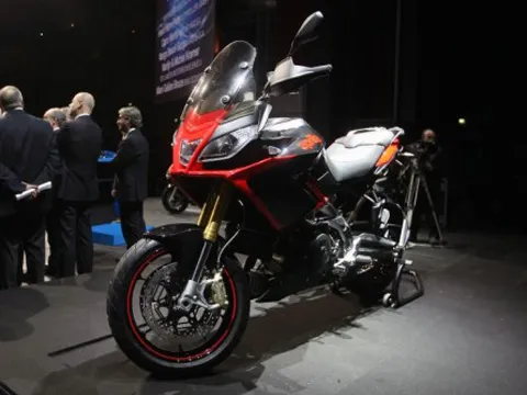 Aprilia Caponord 1200 - đối thủ của Ducati Multistrada