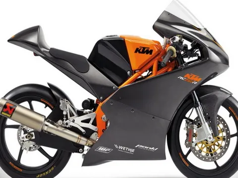 Ngắm "xế đua" KTM RC 250R 2013