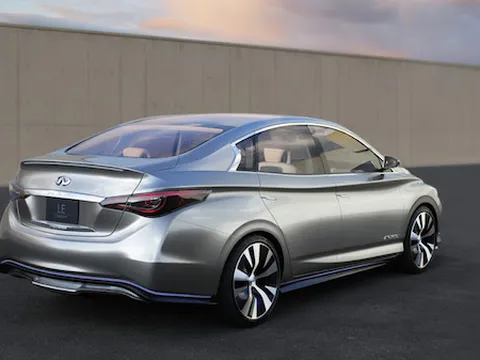 Infiniti sắp sản xuất sedan chạy điện LE