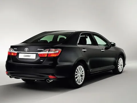 Toyota ra mắt Camry 2015 tại Nga