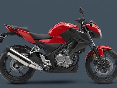 Honda "trình làng" naked bike CB300F
