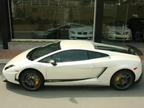  Siêu xe mạnh nhất của dòng Gallardo xuất hiện tại Hà Nội