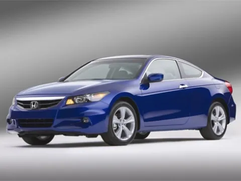 Tung ảnh Accord 2011, Honda cạnh tranh với Toyota và Huyndai