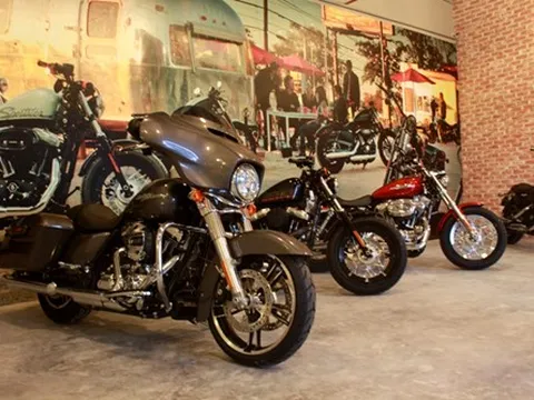 Dàn xe Harley-Davidson khoe dáng tại Sài Gòn