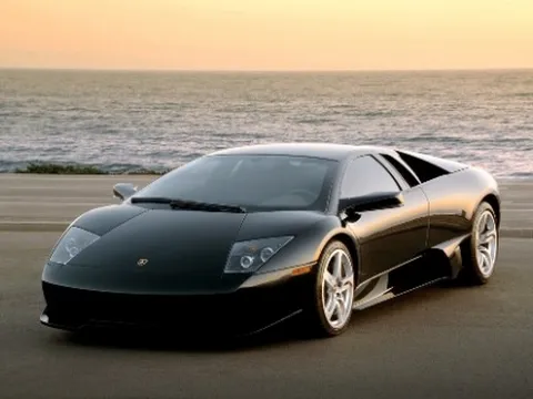 “Hung thần tốc độ”  Murcielago LP670-4 SV lăn bánh tại Việt Nam