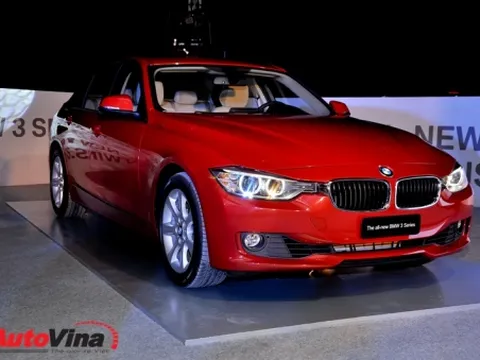 BMW 328i 2012 có giá 1,686 tỉ tại VN
