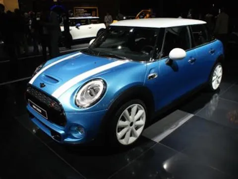 MINI 5 cửa: khi MINI không còn "mini"!