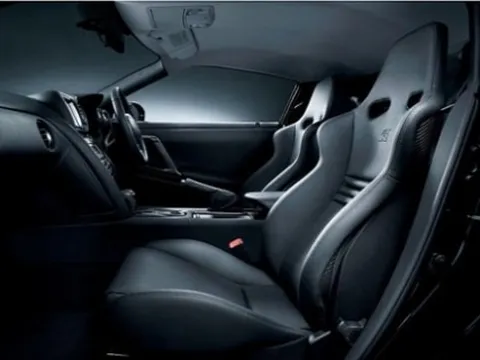 "Ấm" với nội thất của siêu xe Nissan  