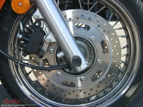 Tác dụng của lỗ trên đĩa phanh