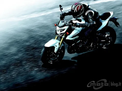 2011 Suzuki GSR 750 : Dáng “naked” – Máy “Sport”