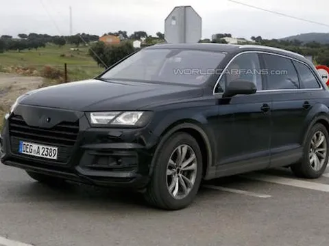 Lộ hình gần đầy đủ của Audi Q7 mới