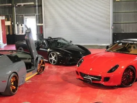 "Đột nhập" gara khủng với rừng siêu xe (phần 3)