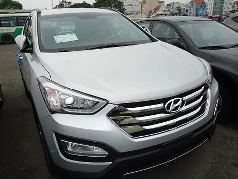 Hyundai Santa Fe 2013 có mặt tại Sài Gòn