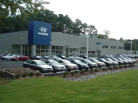 Doanh số nội địa của Hyundai chạm đáy 