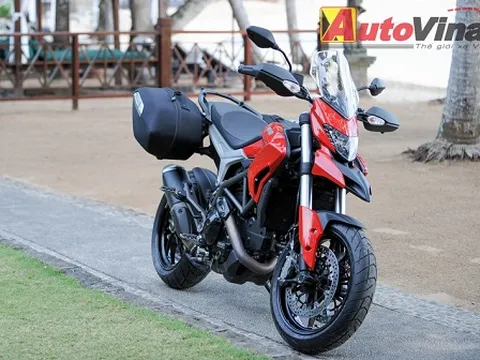 Ducati Hyperstrada giá 400 triệu tại Việt Nam