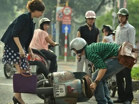 Đinh Ngọc Diệp lái xe đâm ngã Johnny Trí Nguyễn