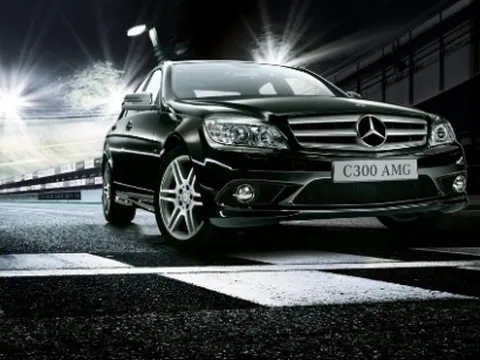 C300 AMG – tuyệt phẩm của tốc độ