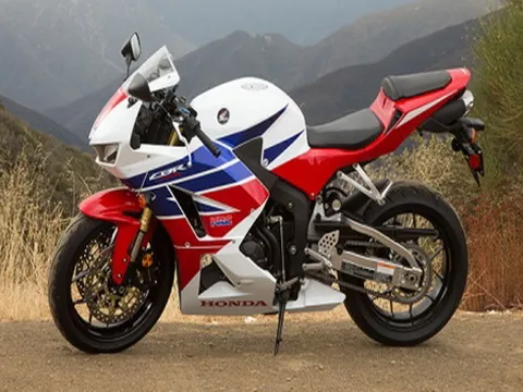 Honda nâng cấp CBR600R 2013 