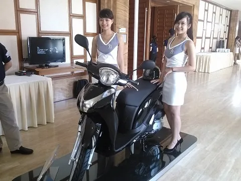 Honda SH Mode trình làng khách hàng Việt