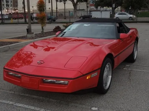 Một chiếc xe mới tinh "khai quật" sau 23 năm