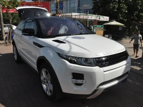 "Tóm gọn" Range Rover Evoque đầu tiên về Việt Nam