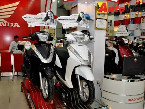 Honda Lead 125 bán đúng giá niêm yết