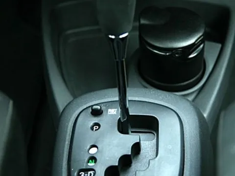 Xin hỏi về đi đường dốc với số tự động