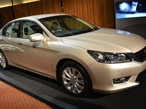 Honda Accord 2013 sẽ sớm về Việt Nam?