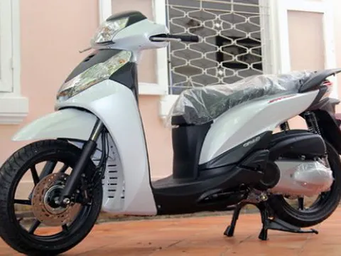 Honda SH300i Sporty 2012 đã về tới Việt Nam
