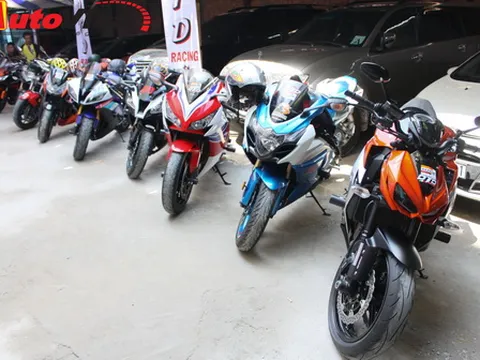 Môtô được thay nhớt miễn phí ở Garage DTD 