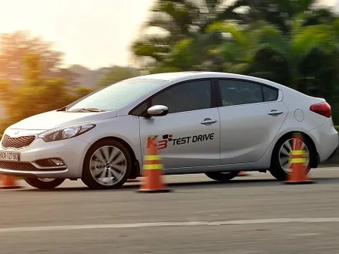 Hào hứng trải nghiệm Kia K3 tại Hà Nội