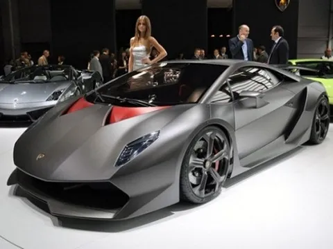 Lamborghini ra “bom tấn” Sesto Elemento 