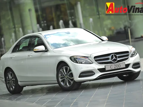 Mercedes C-Class mới chỉ “ăn” 5,5 lít/100km?
