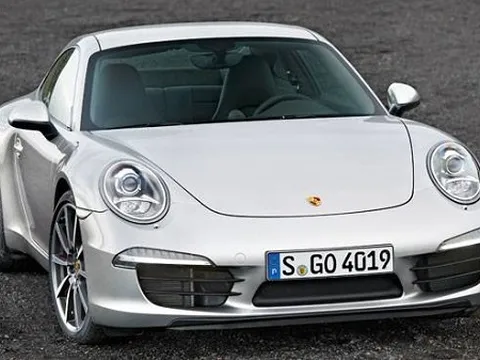 Porsche "đại thành công" trong năm 2012