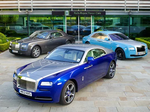 Rolls-Royce mừng sinh nhật 110 năm hoành tráng