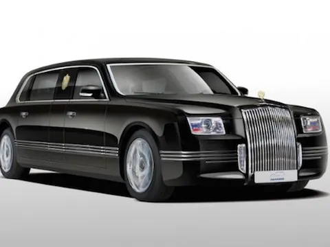 Limousine mới của Putin dùng máy Porsche