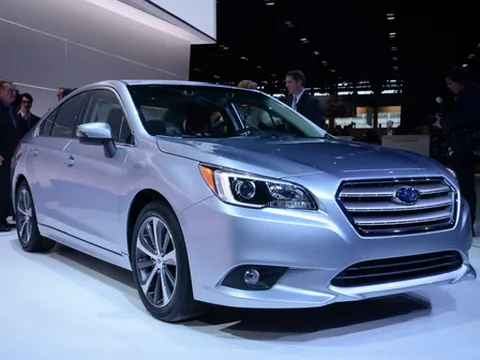 Subaru trình làng Legacy 2015 mới