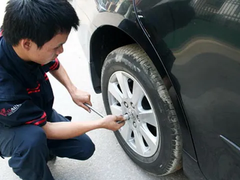 Lốp xe ảnh hưởng nghiêm trọng đến an toàn