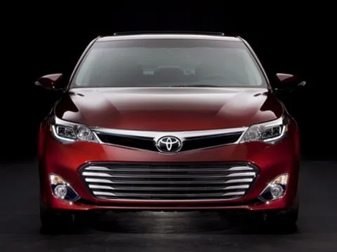 Toyota Avalon 2013 đã có giá bán